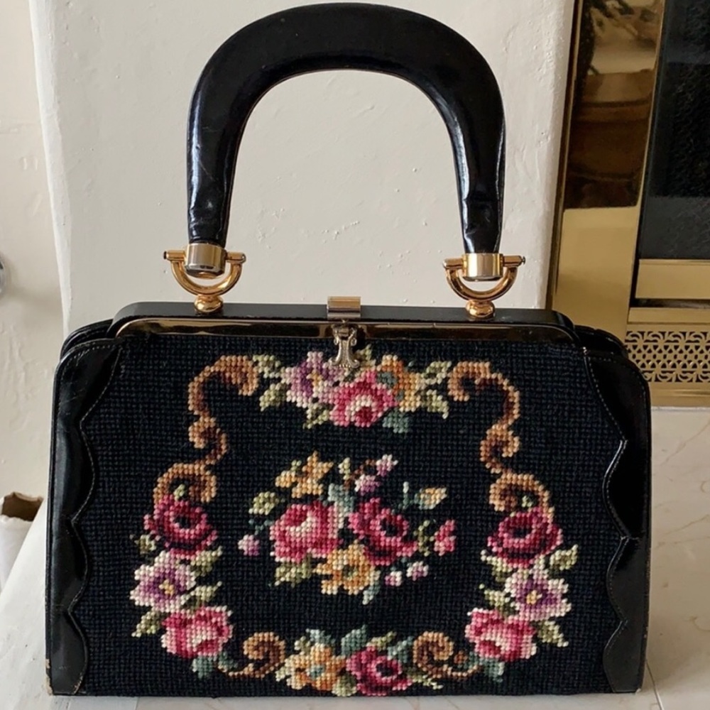 ▪️Vintage bag with embroidery ▪️